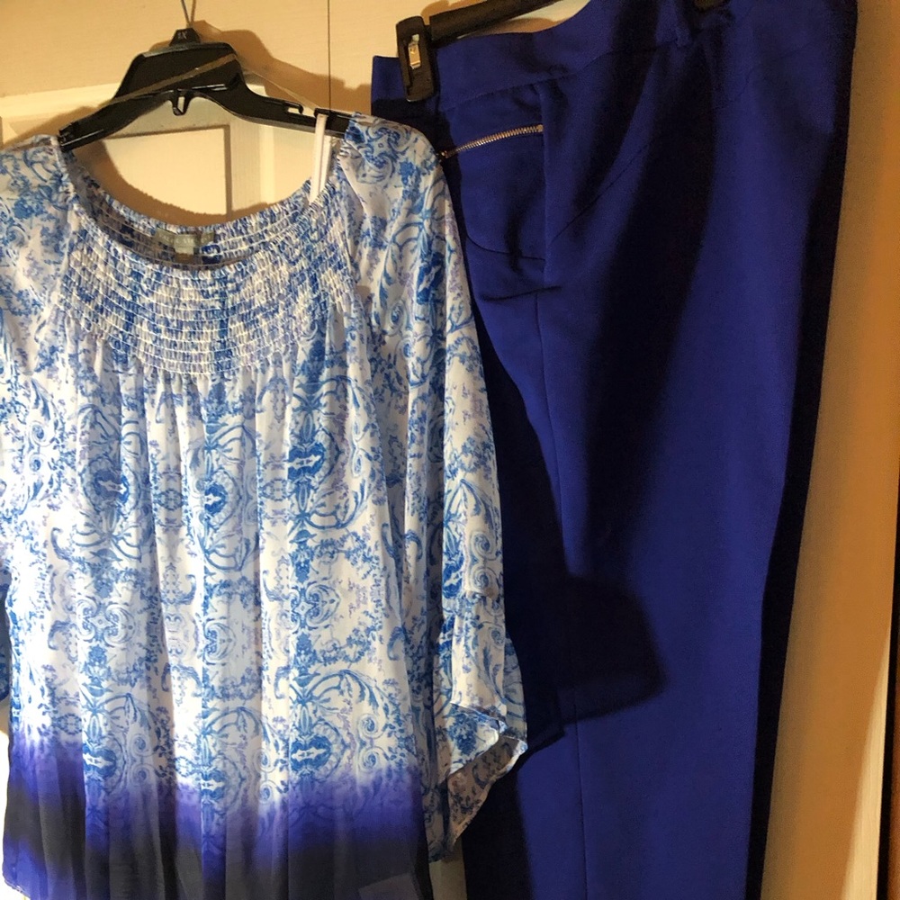 Women  Valarie Steven’s top and pants sold as a set